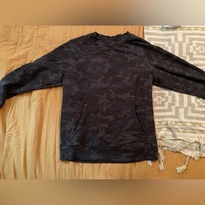 Lululemon sweatshirt